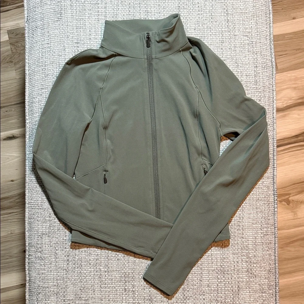 Athleta Moss Green cropped Salutation Jacket - Picture 2 of 7